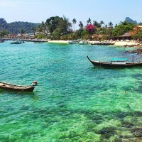 Long boats @ Koh Phi Phi