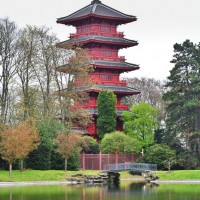 Turnul Japonez de pe domeniile regale Laeken